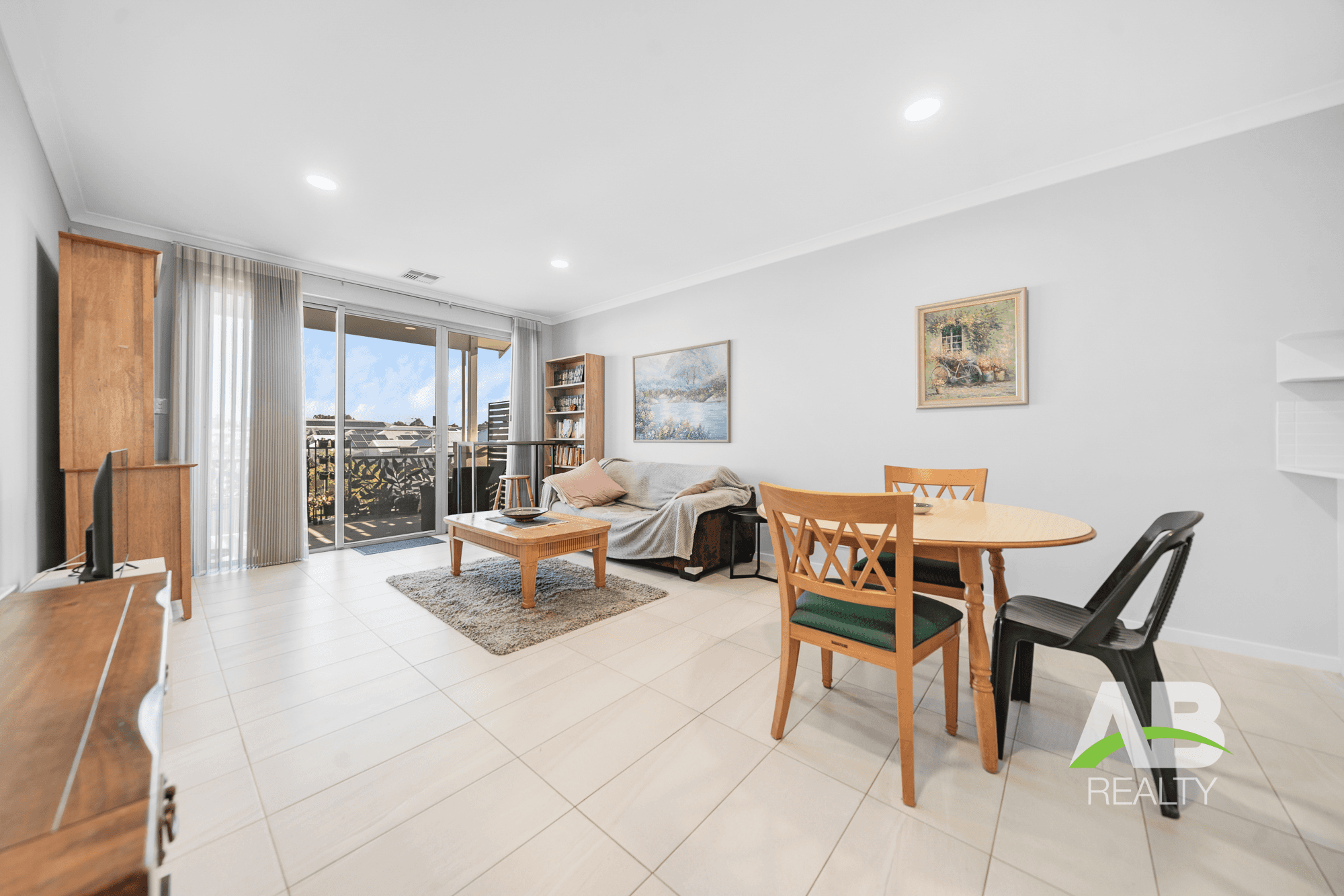 8/2 Lahinch Vista, GNANGARA, WA 6077