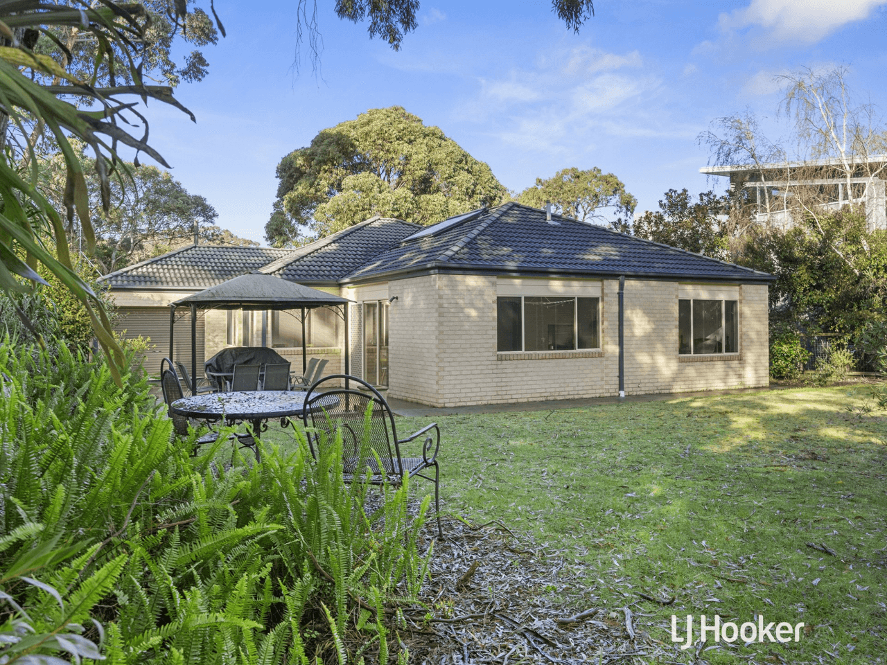 25 Fern Street, INVERLOCH, VIC 3996