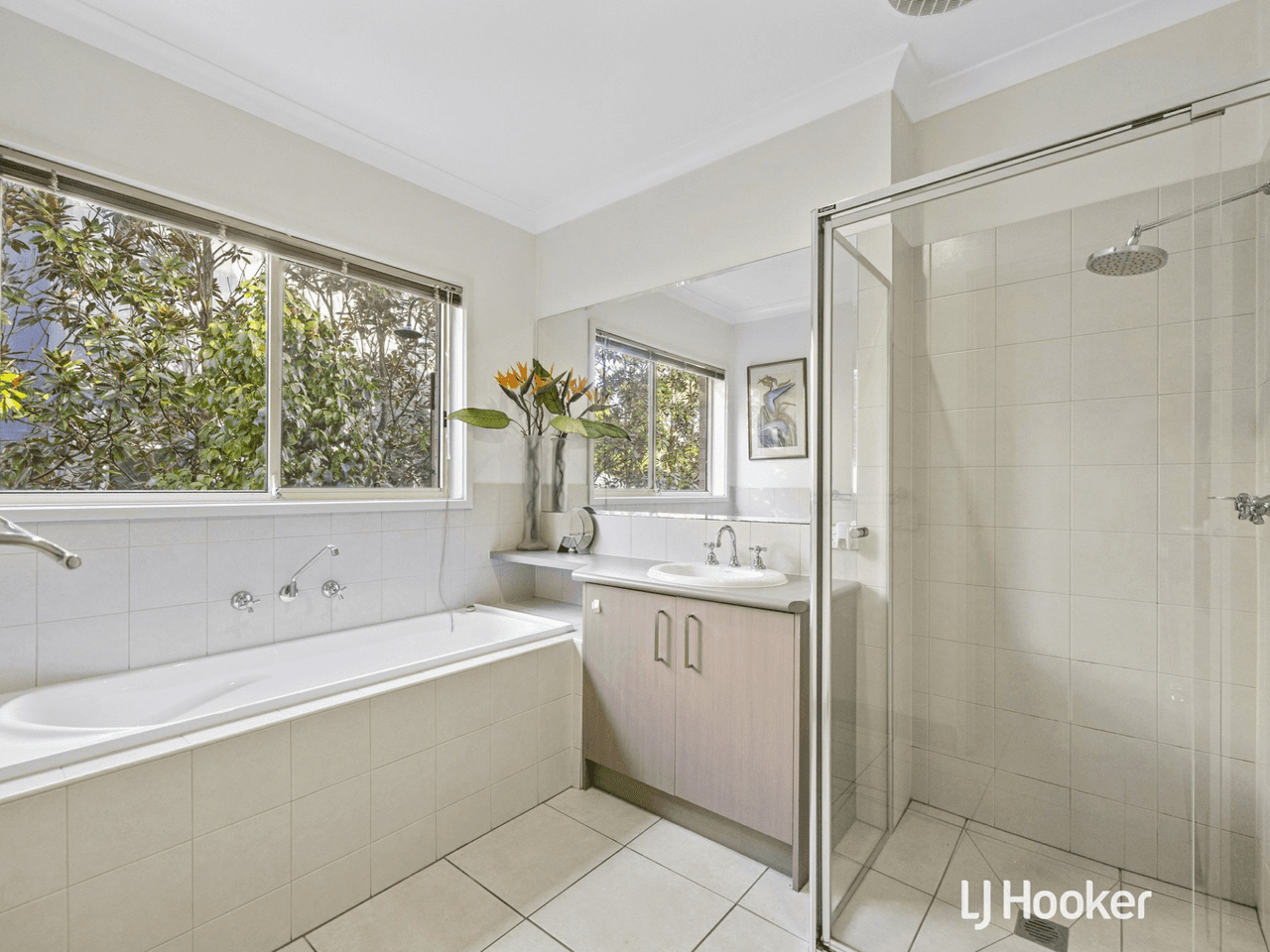 25 Fern Street, INVERLOCH, VIC 3996