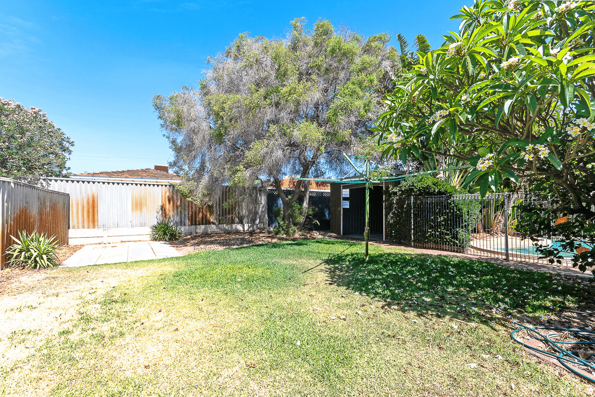 33 Eglinton Crescent, Hamersley, WA 6022