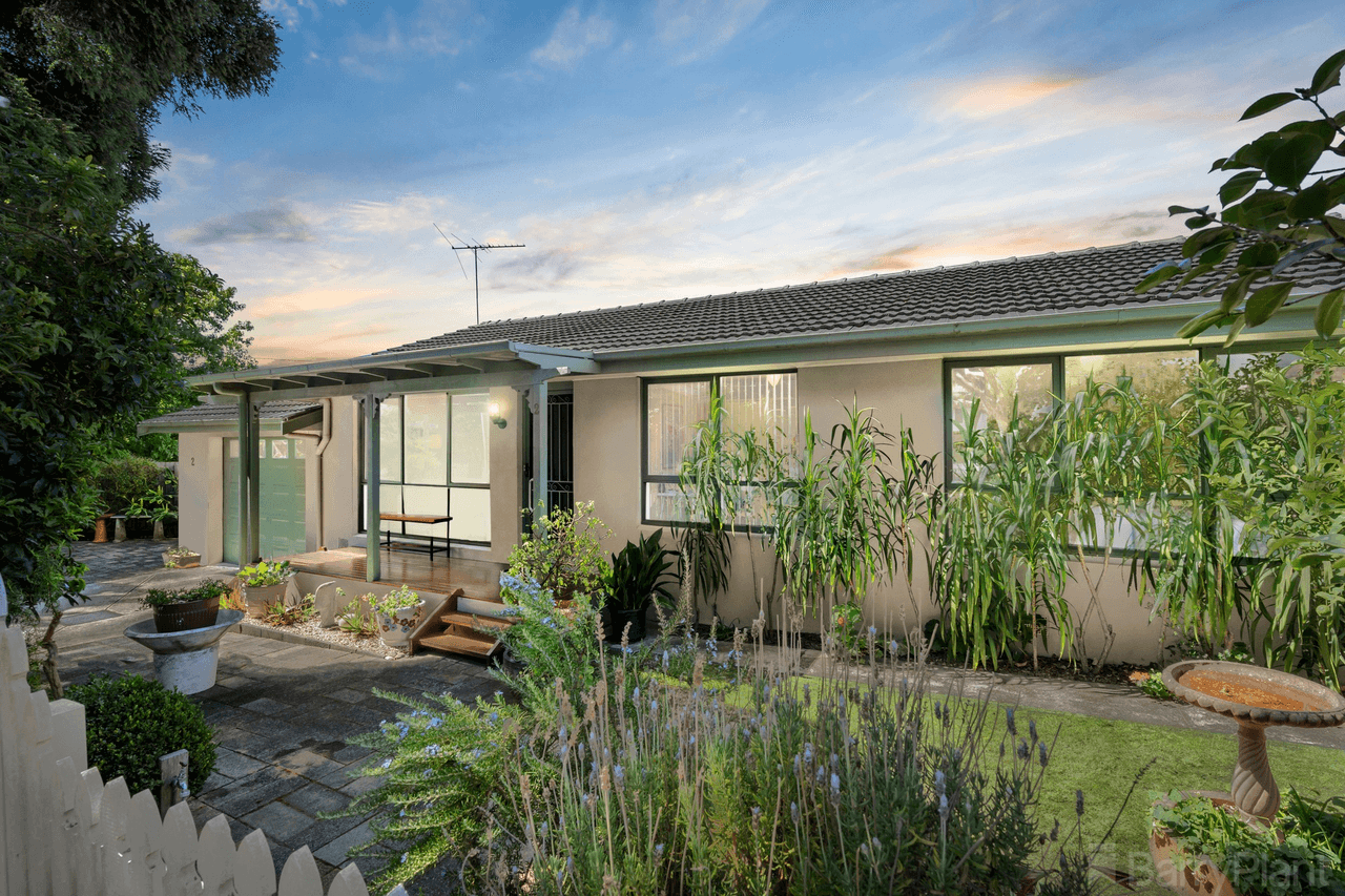 1/2 Tooronga Road, Ringwood East, VIC 3135