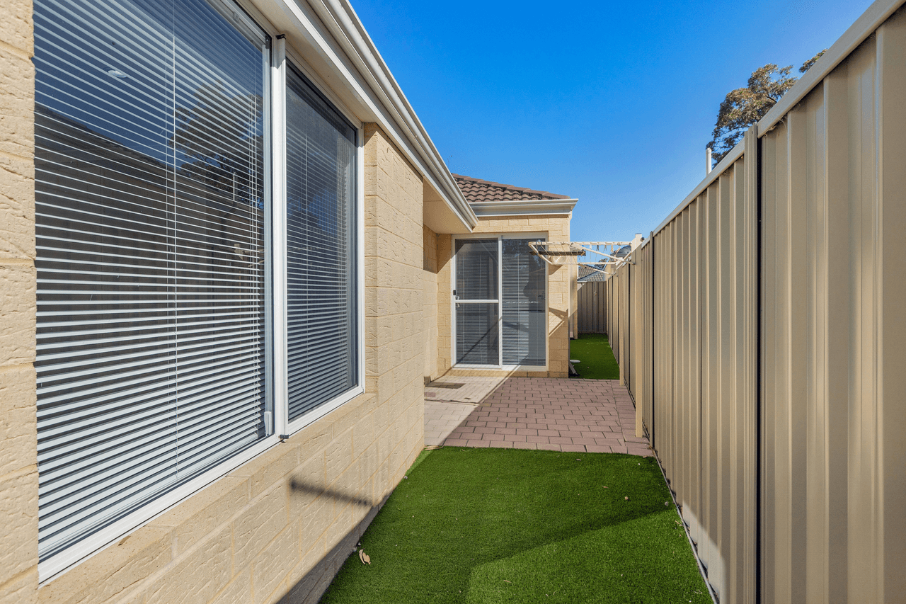 10 Enfield Lane, WELLARD, WA 6170