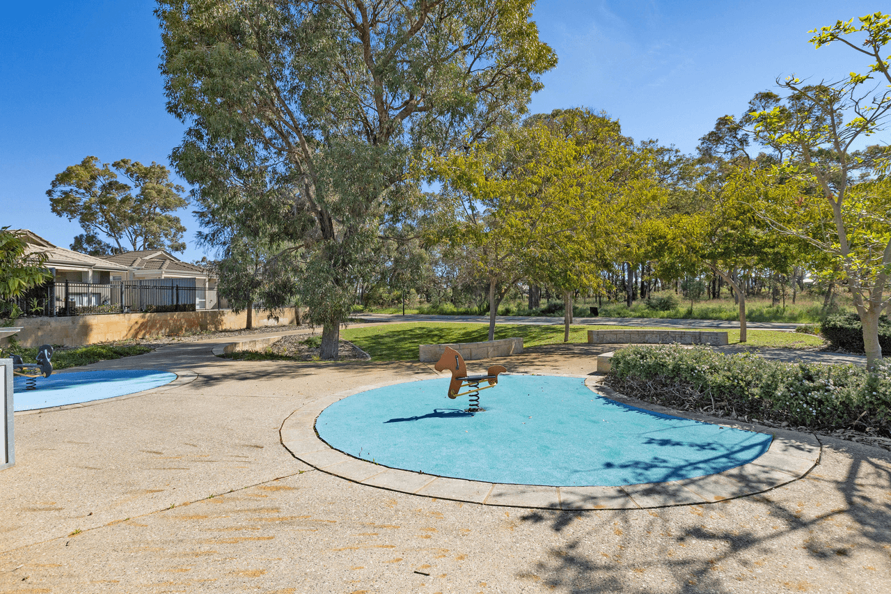 10 Enfield Lane, WELLARD, WA 6170