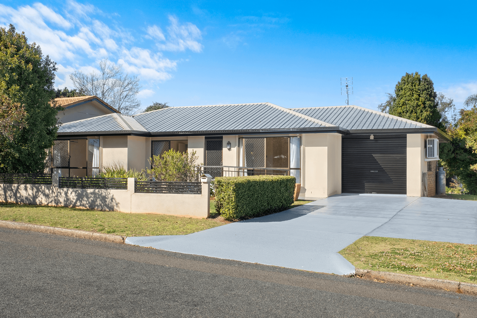 18 Faith Street, Rangeville, QLD 4350