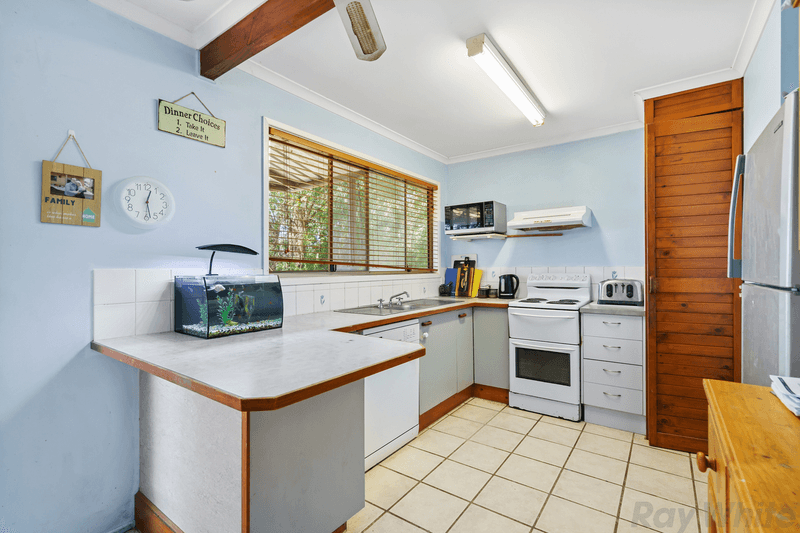 41 Jania Street, REDLAND BAY, QLD 4165