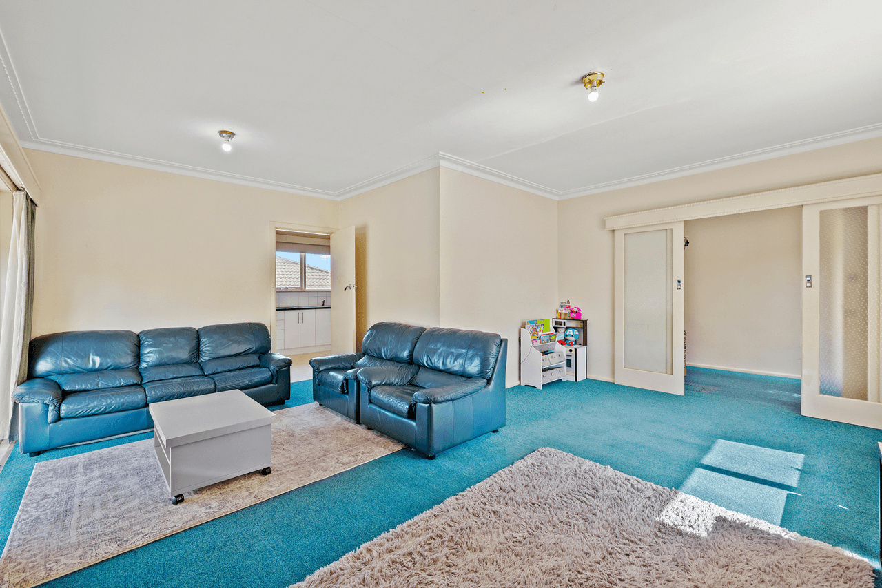 1&2/24 Outlook Drive, NUNAWADING, VIC 3131