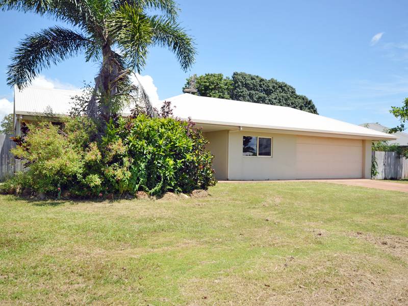 20 Fairway Ave, Rocky Point, QLD 4874