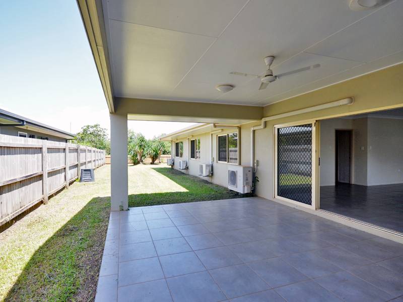 20 Fairway Ave, Rocky Point, QLD 4874