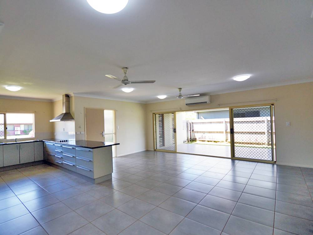 20 Fairway Ave, Rocky Point, QLD 4874