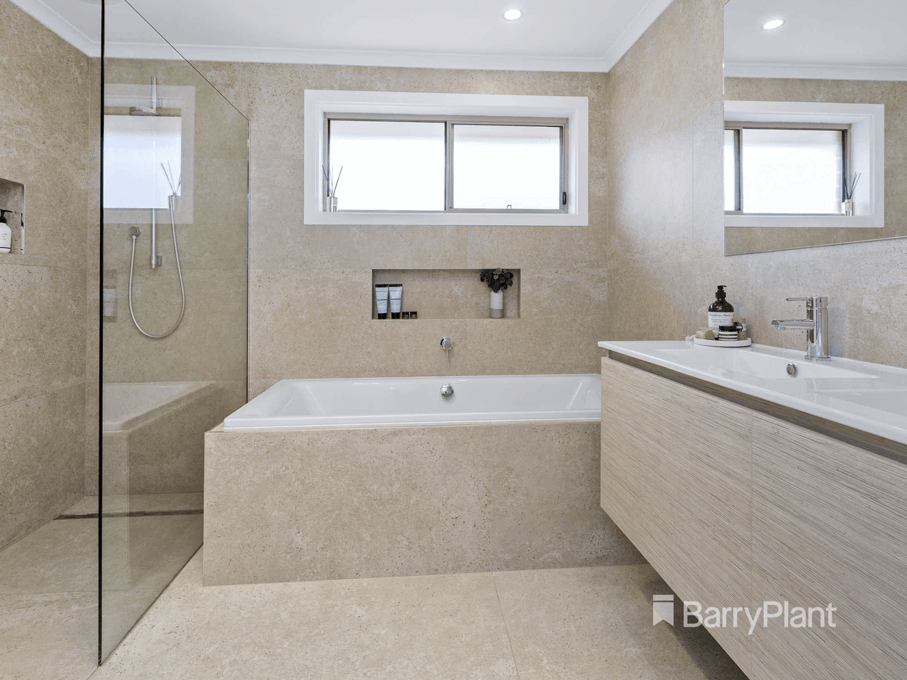 17 Boormanii Drive, MORNINGTON, VIC 3931