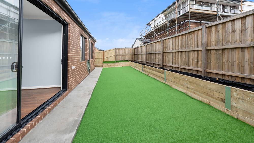 110 Eastside Boulevard, DONNYBROOK, VIC 3064