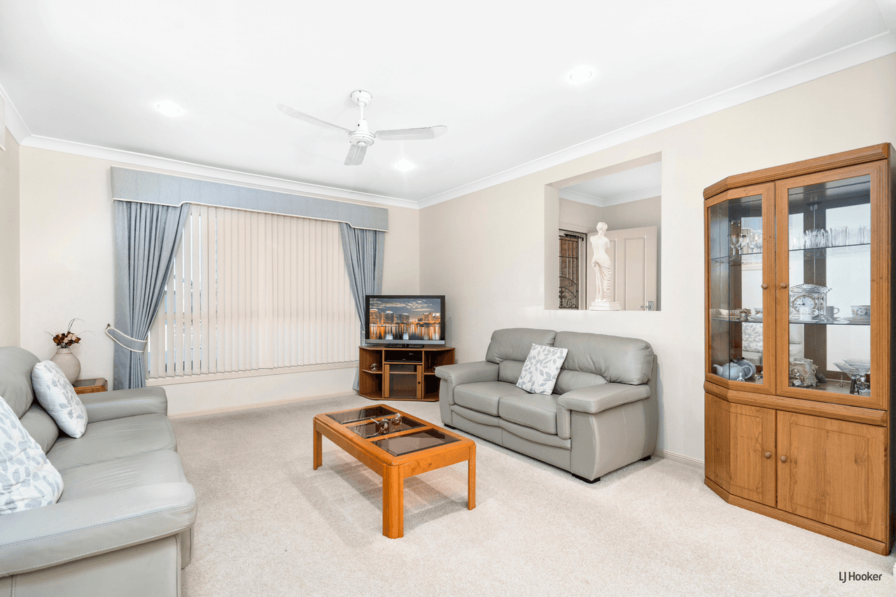 27 Kimberley Circuit, BANORA POINT, NSW 2486