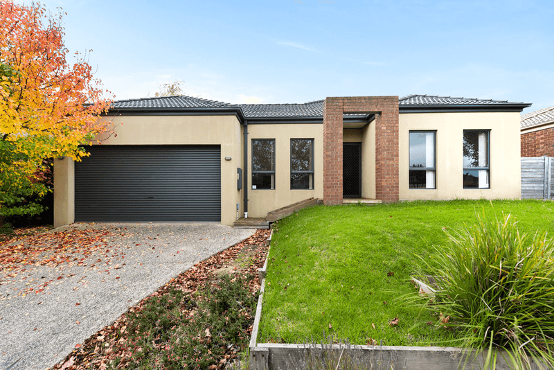 39 Botanic Drive, PAKENHAM, VIC 3810