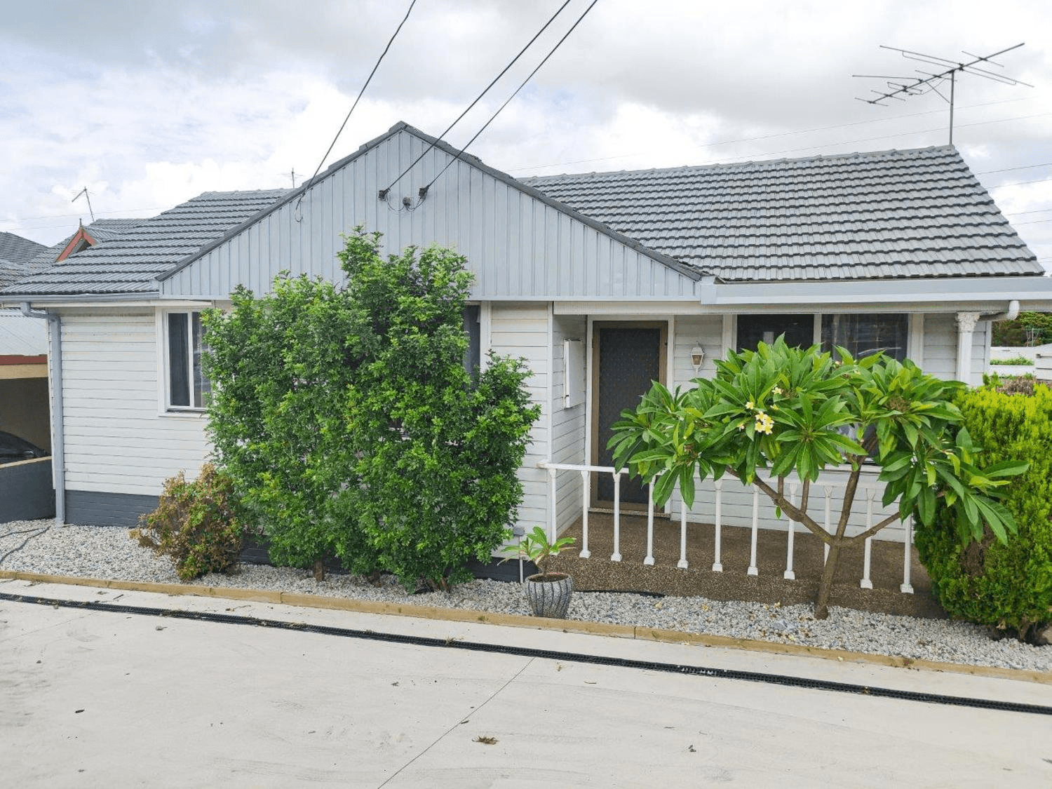 213 Davies Road, Padstow, NSW 2211