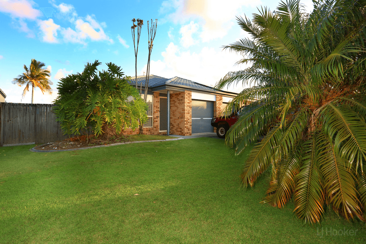 2/16 Crystal Reef Drive, COOMBABAH, QLD 4216
