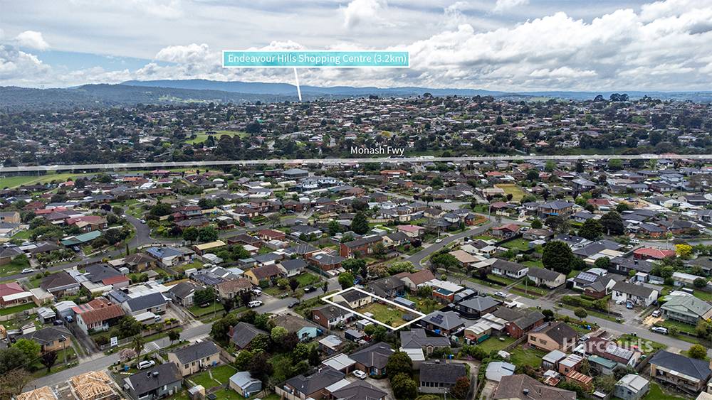 16 Kathryn Street, DOVETON, VIC 3177