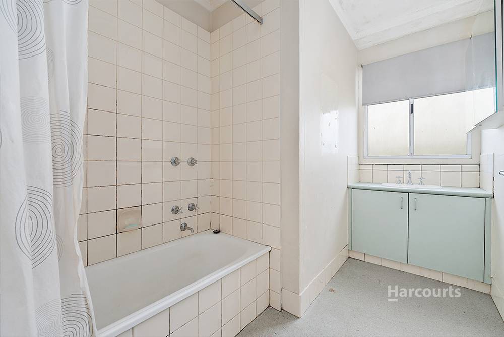 16 Kathryn Street, DOVETON, VIC 3177