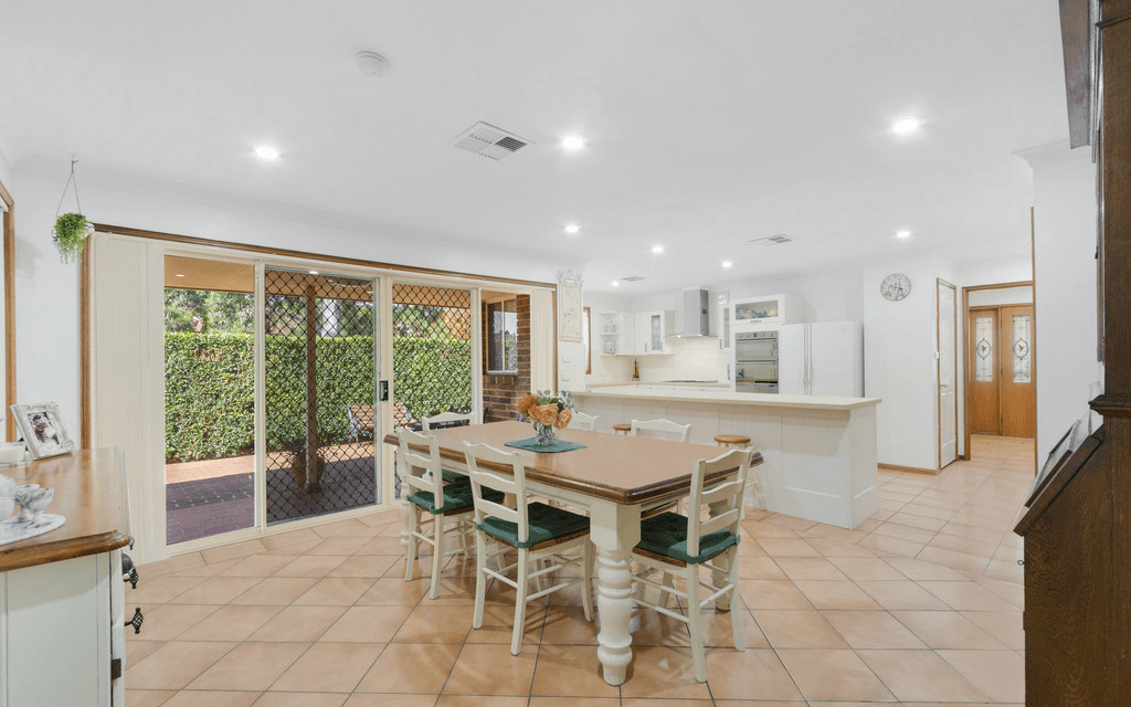 21 Yate Place, NARELLAN VALE, NSW 2567