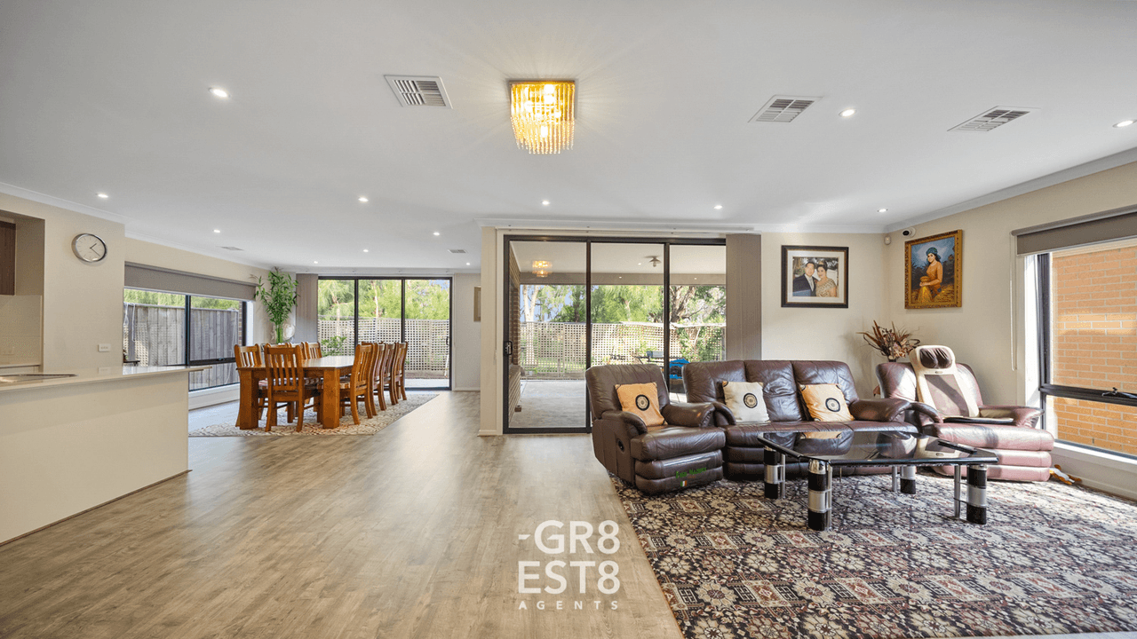 65 Aquatic Drive, CRANBOURNE WEST, VIC 3977