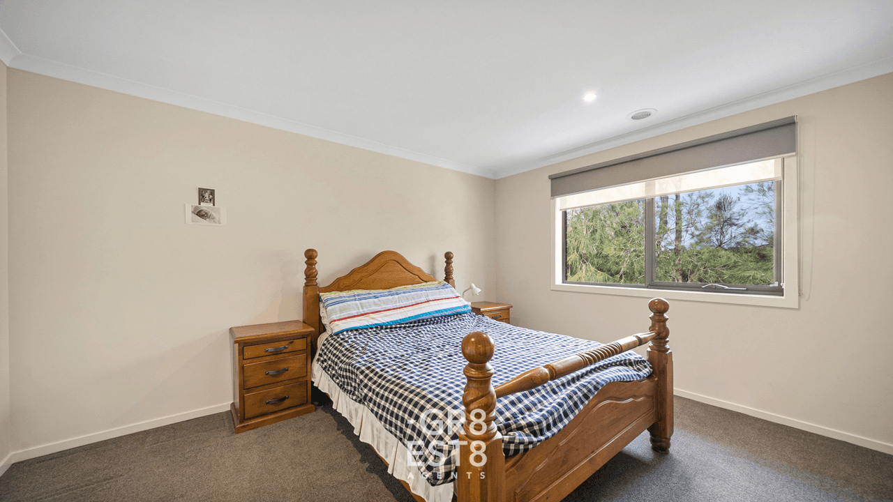 65 Aquatic Drive, CRANBOURNE WEST, VIC 3977