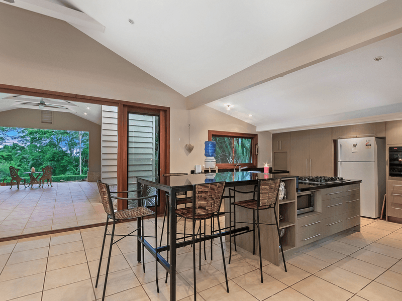 26-28 North Street, TAMBORINE MOUNTAIN, QLD 4272