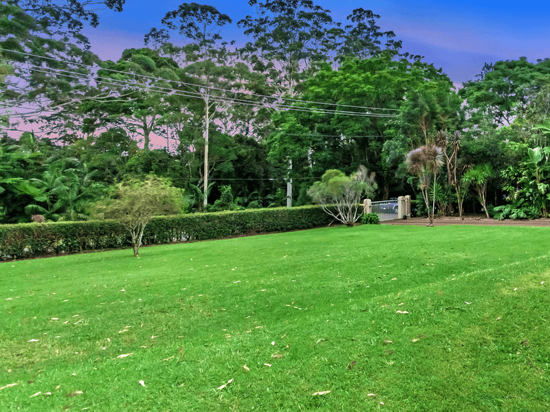 26-28 North Street, TAMBORINE MOUNTAIN, QLD 4272