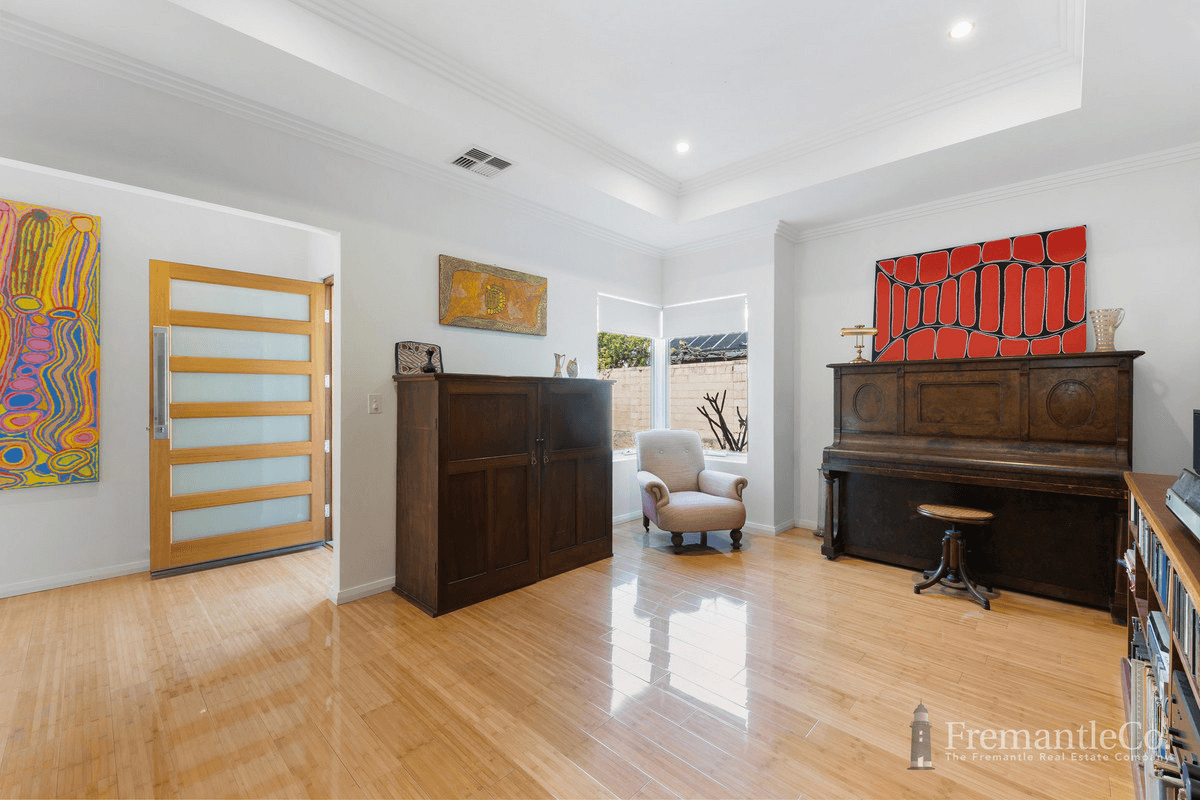 83A Shepherd Street, Beaconsfield, WA 6162