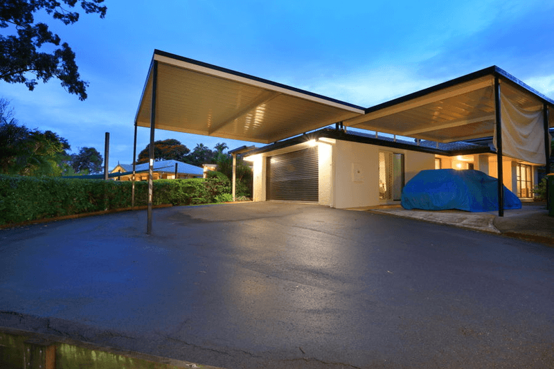 5 Henley Court, ROBINA, QLD 4226