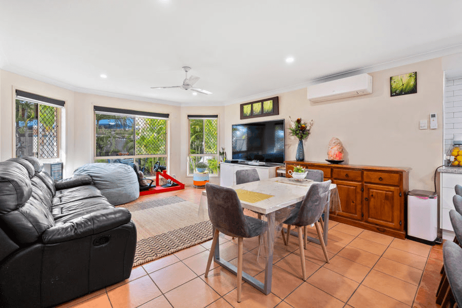 2 Creswick Court, CABOOLTURE, QLD 4510