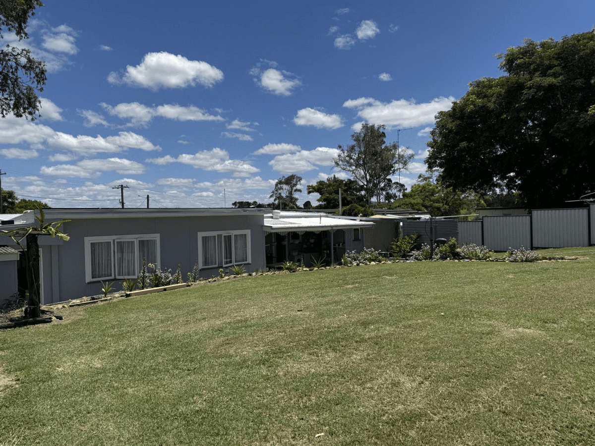 4 Landsborough Street, MONTO, QLD 4630