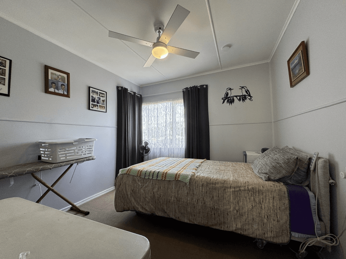 4 Landsborough Street, MONTO, QLD 4630