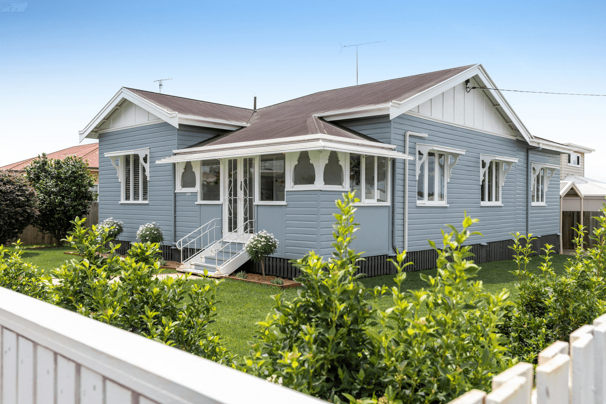 285 Bridge Street, Newtown, QLD 4350