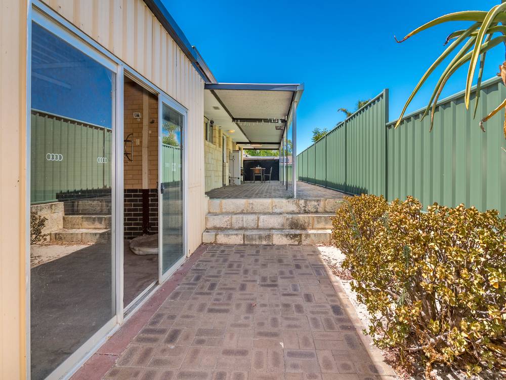 543 Kalamunda Road, HIGH WYCOMBE, WA 6057