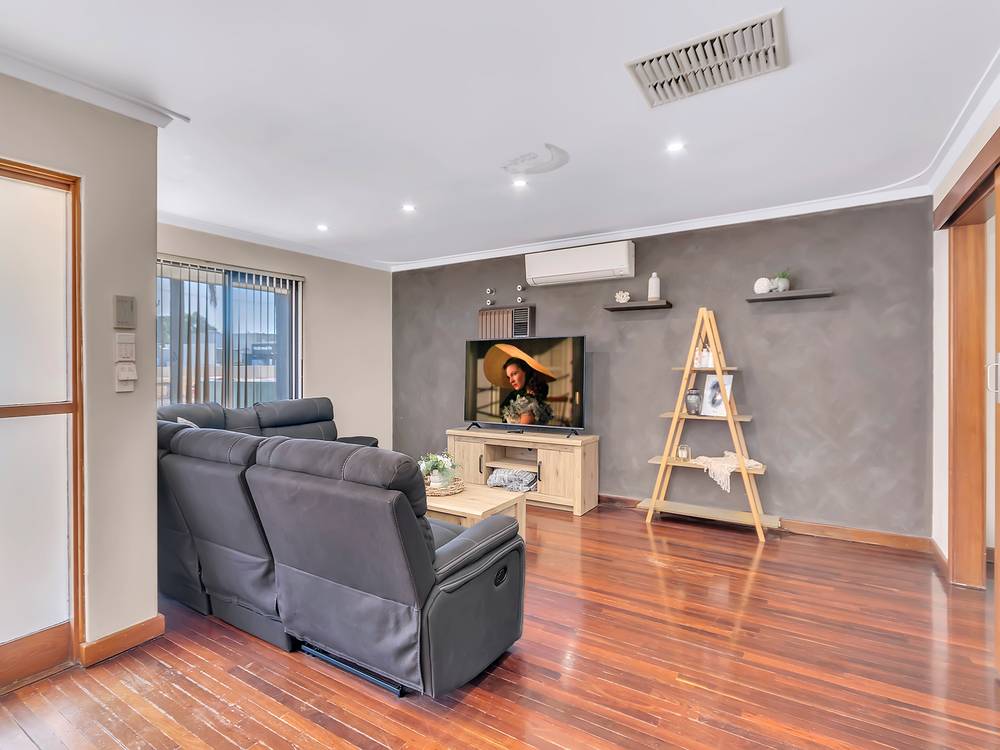 543 Kalamunda Road, HIGH WYCOMBE, WA 6057