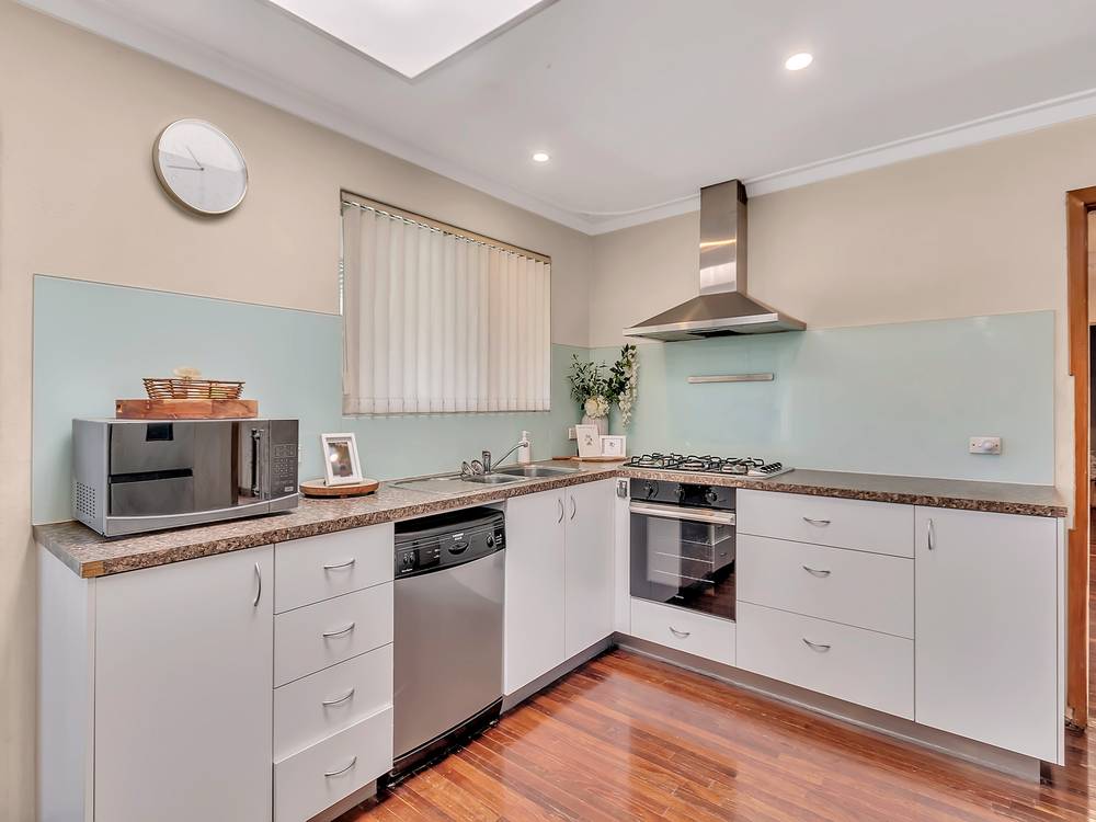 543 Kalamunda Road, HIGH WYCOMBE, WA 6057