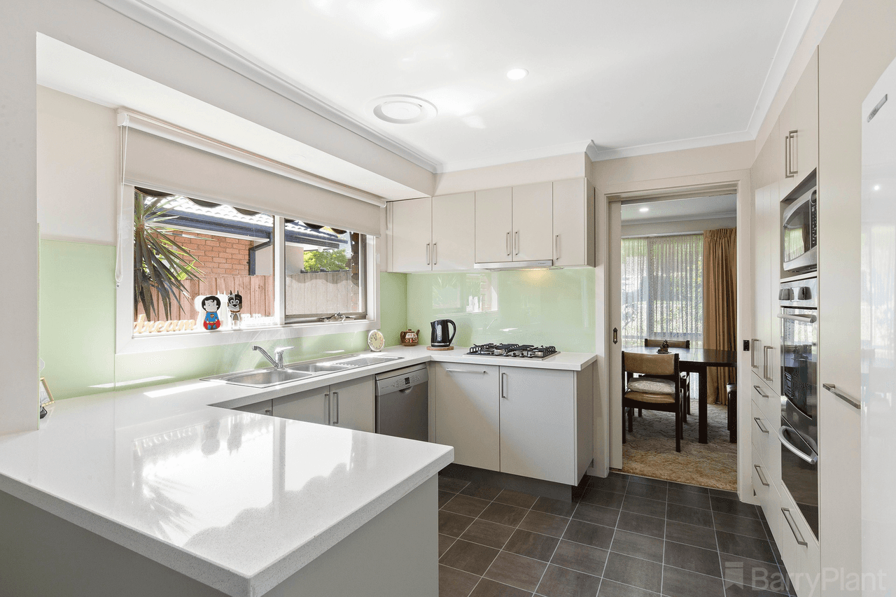 14 Sapphire Avenue, Boronia, VIC 3155