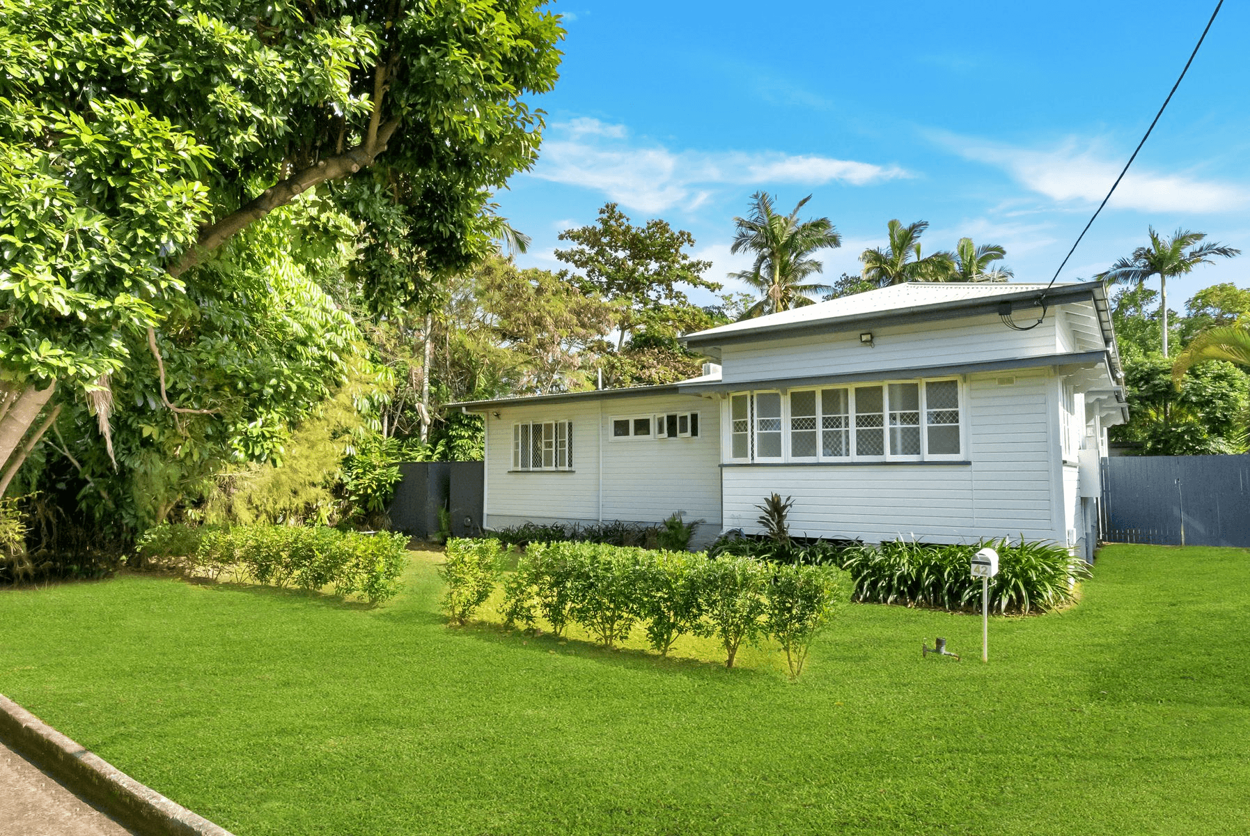 42 Lily Street, CAIRNS NORTH, QLD 4870