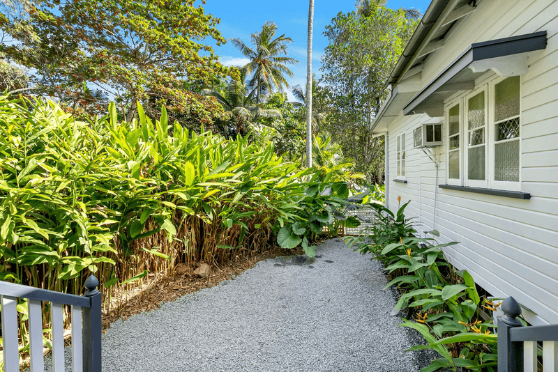 42 Lily Street, CAIRNS NORTH, QLD 4870