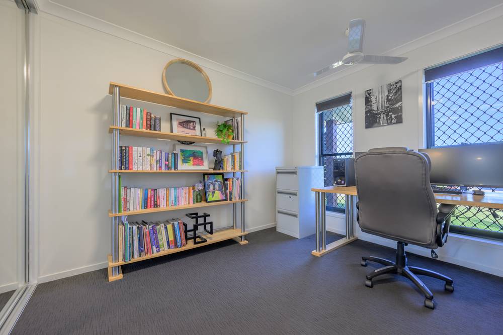 42 Swagman Drive, BENARABY, QLD 4680