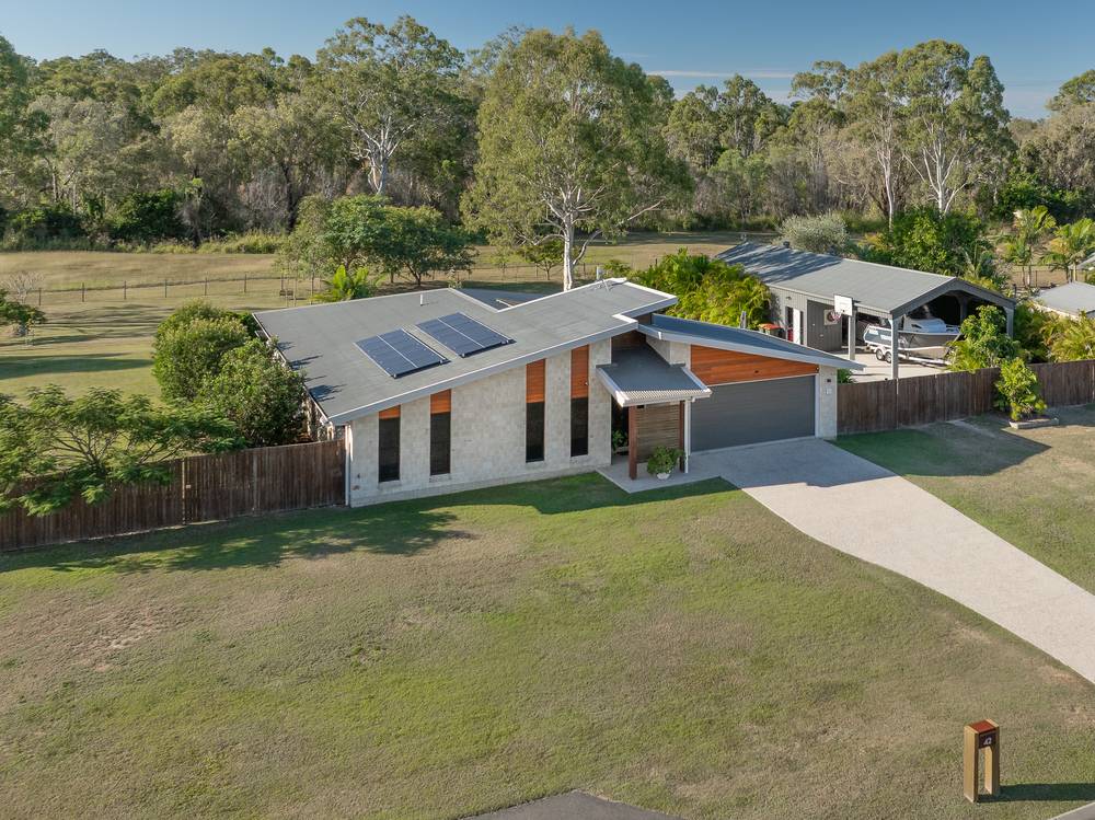 42 Swagman Drive, BENARABY, QLD 4680
