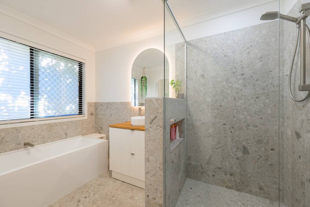 42 Swagman Drive, BENARABY, QLD 4680