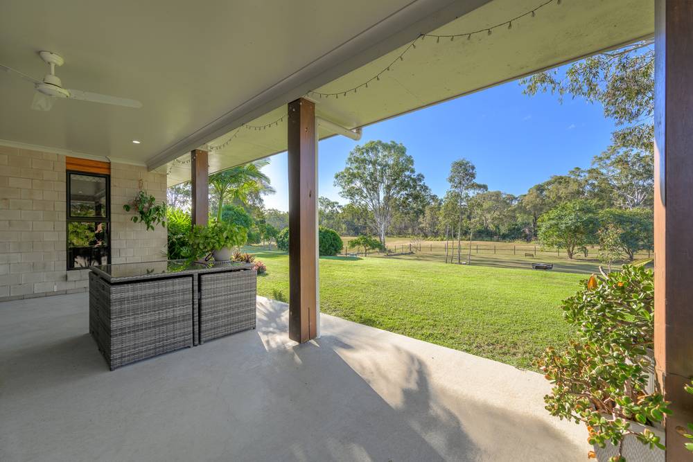 42 Swagman Drive, BENARABY, QLD 4680