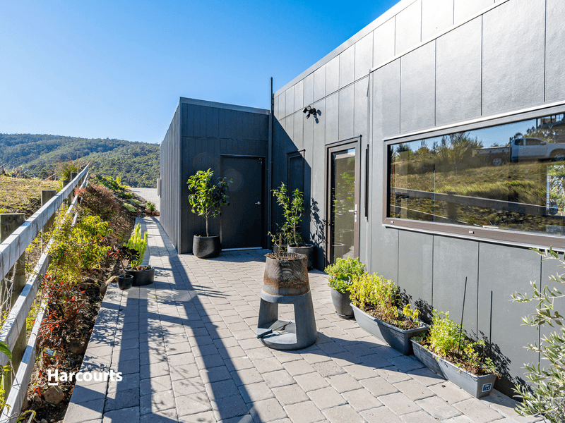 18 Chapel Lane, DOVER, TAS 7117