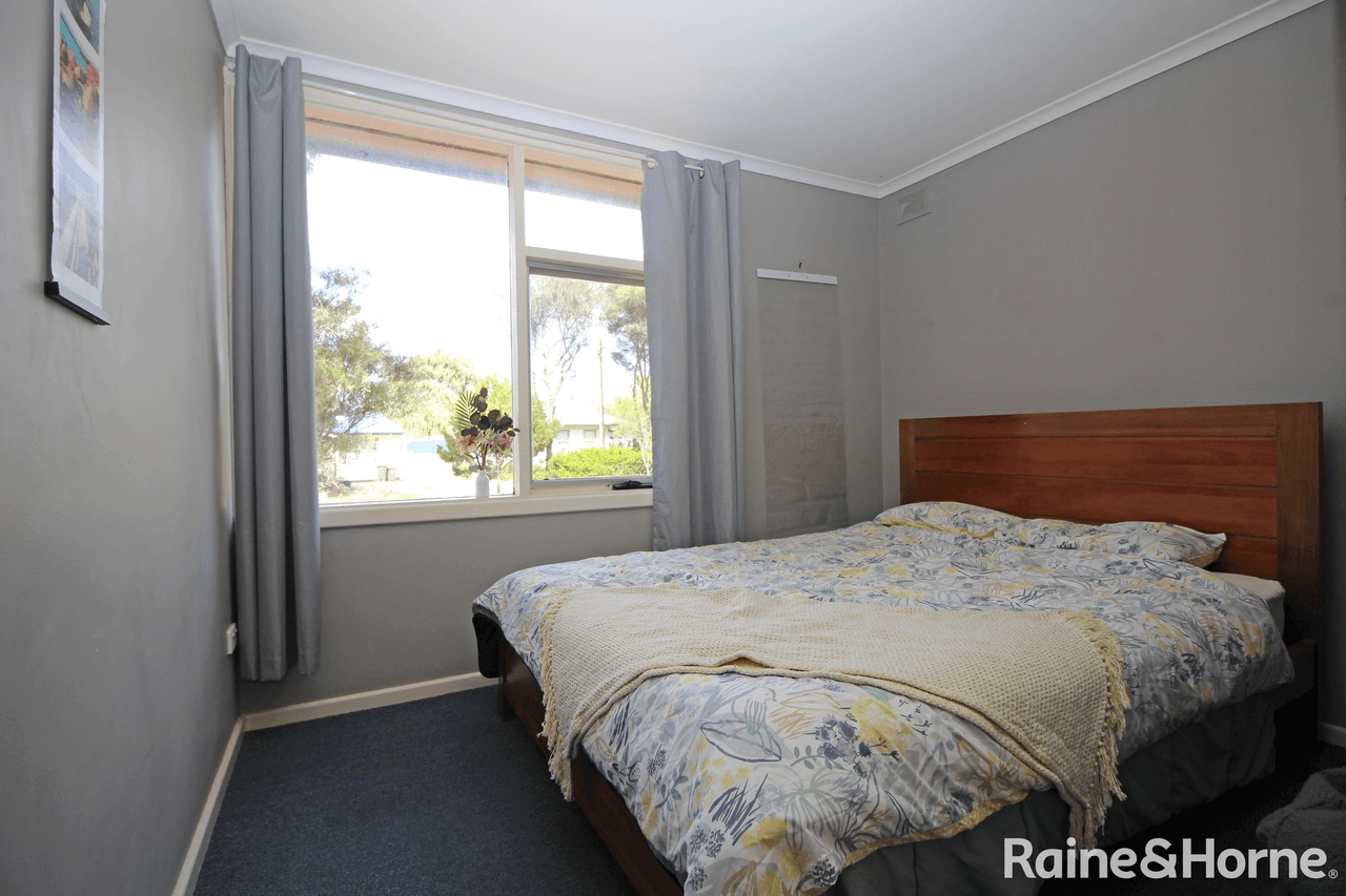 9 Ikaros Street, PORT LINCOLN, SA 5606