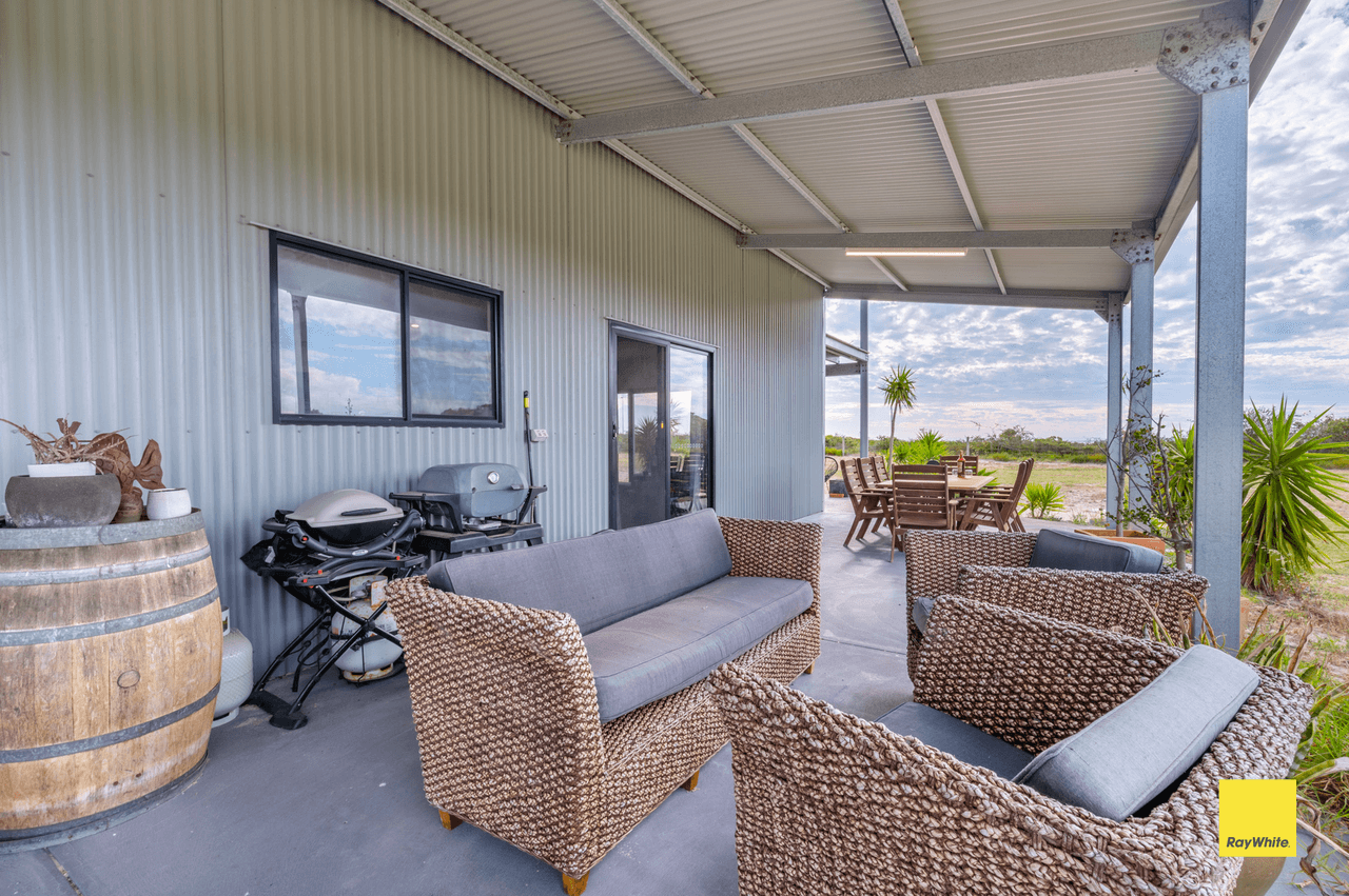 282 SEAVIEW Drive, KARAKIN, WA 6044