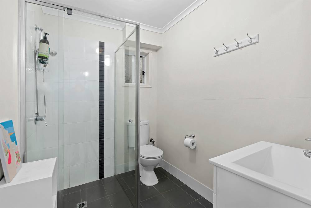 16 Leona Street, BOONDALL, QLD 4034