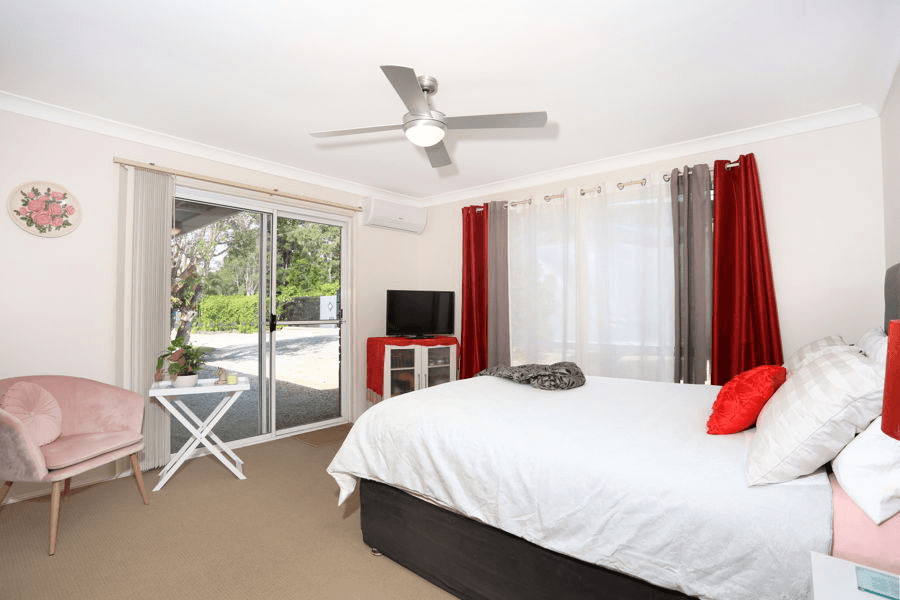 38 Woodlands Way, PARKWOOD, QLD 4214