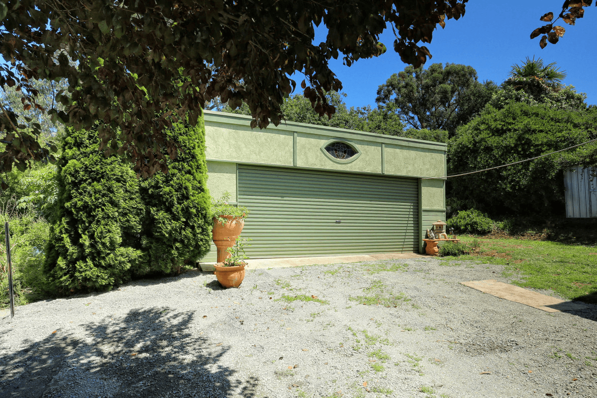 28 Victoria Avenue, Monbulk, VIC 3793