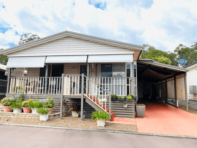 196/2 Mulloway Road, CHAIN VALLEY BAY, NSW 2259