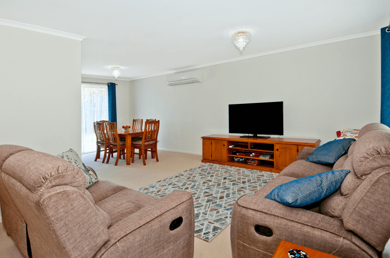 86-88 Carrigan Way, GLENEAGLE, QLD 4285